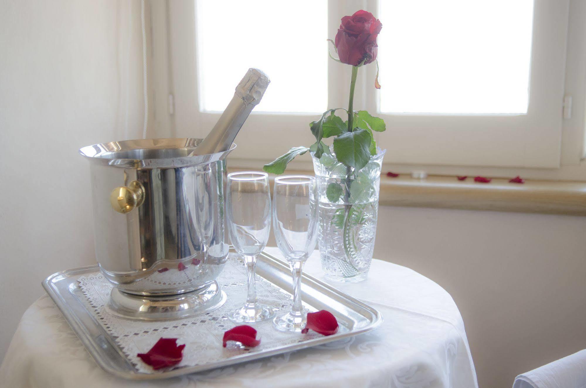B&B Piccolo Hotel コルトーナ エクステリア 写真